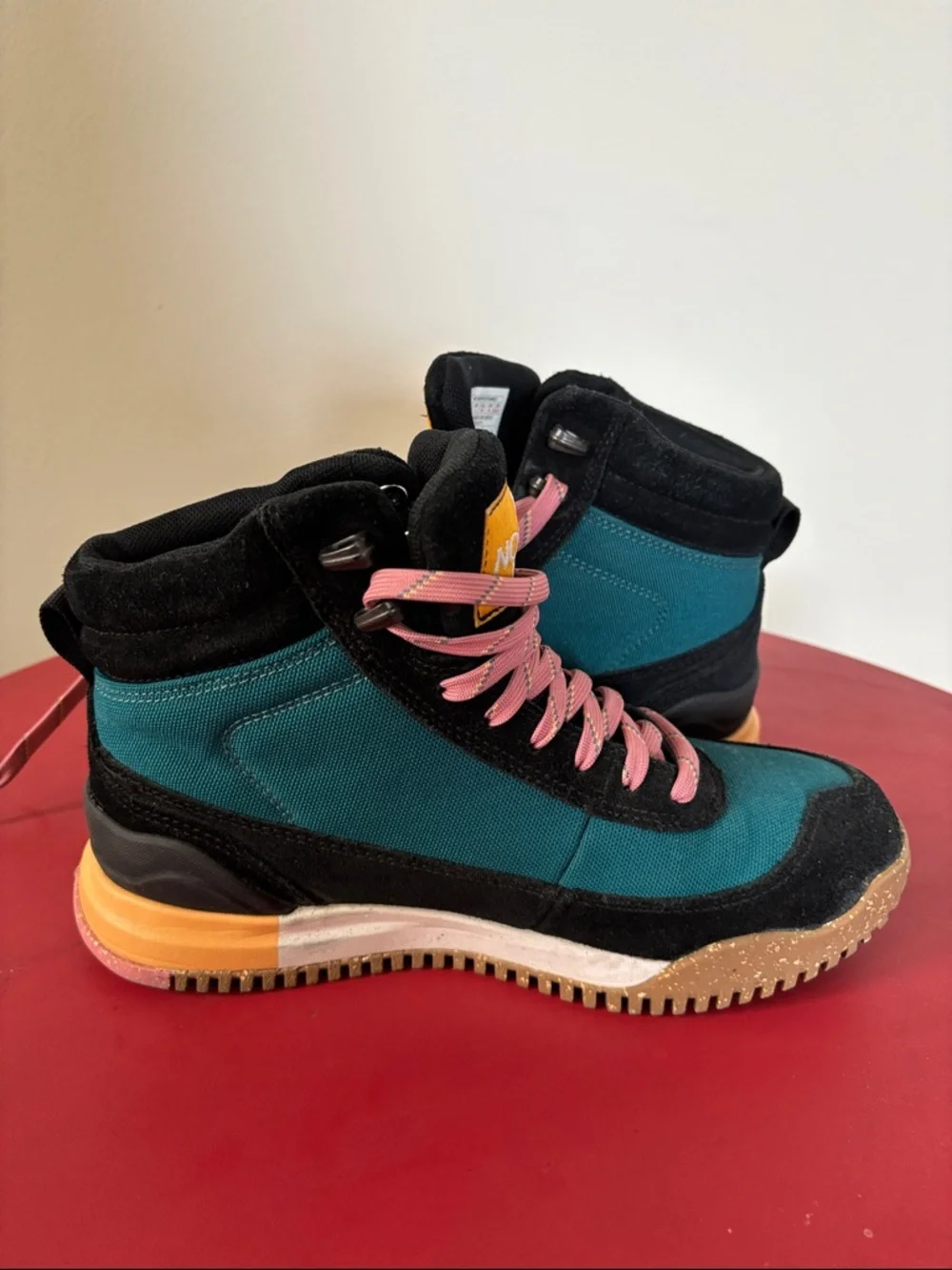 The North Face Back-to-Berkeley III Textile Waterproof Boots - Women's 7 - Picture 4 of 8